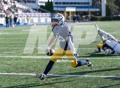 Thumbnail 3 in Massapequa vs Ward Melville (Long Island Div 1 Finals) photogallery.