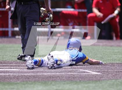 Thumbnail 3 in Orem vs. Bountiful (UHSAA 5A Bracket Play) photogallery.