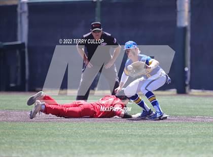 Thumbnail 2 in Orem vs. Bountiful (UHSAA 5A Bracket Play) photogallery.