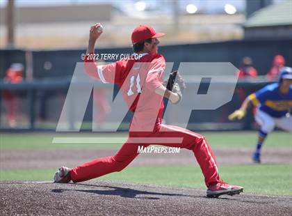 Thumbnail 3 in Orem vs. Bountiful (UHSAA 5A Bracket Play) photogallery.