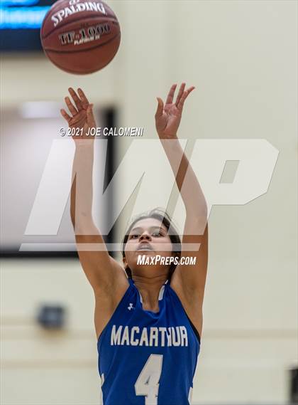 Thumbnail 2 in Johnson vs MacArthur [Douglas] photogallery.