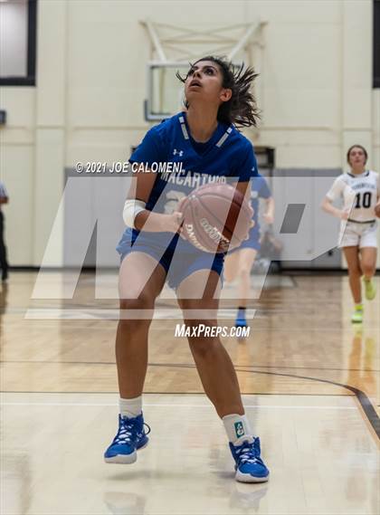 Thumbnail 3 in Johnson vs MacArthur [Douglas] photogallery.