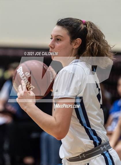 Thumbnail 3 in Johnson vs MacArthur [Douglas] photogallery.