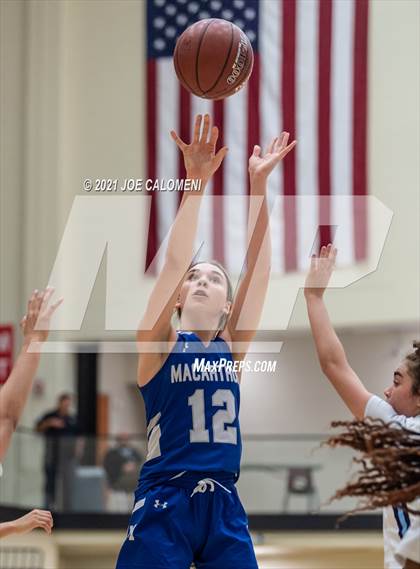 Thumbnail 3 in Johnson vs MacArthur [Douglas] photogallery.