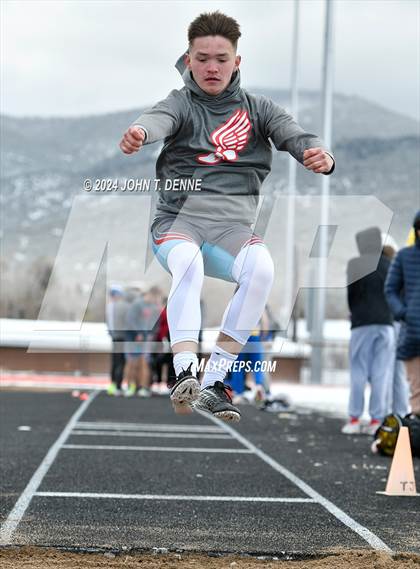 Thumbnail 2 in Taos Invitational photogallery.