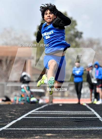 Thumbnail 2 in Taos Invitational photogallery.