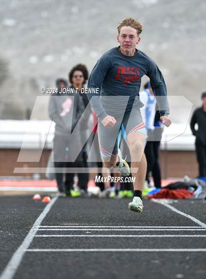 Thumbnail 3 in Taos Invitational photogallery.