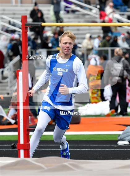 Thumbnail 2 in Taos Invitational photogallery.
