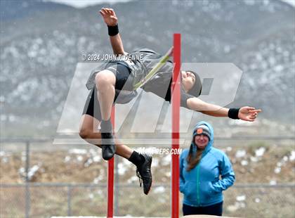 Thumbnail 2 in Taos Invitational photogallery.