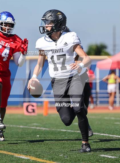 Thumbnail 1 in Servite @ Los Alamitos photogallery.