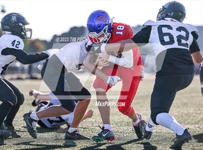 Thumbnail 2 in Servite @ Los Alamitos photogallery.
