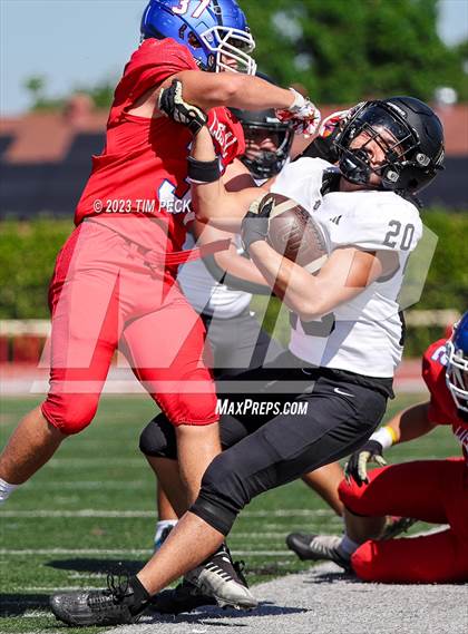 Thumbnail 1 in Servite @ Los Alamitos photogallery.