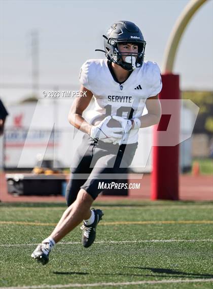 Thumbnail 1 in Servite @ Los Alamitos photogallery.
