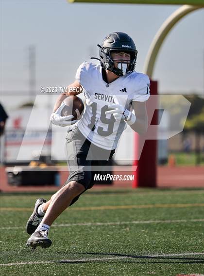 Thumbnail 3 in Servite @ Los Alamitos photogallery.