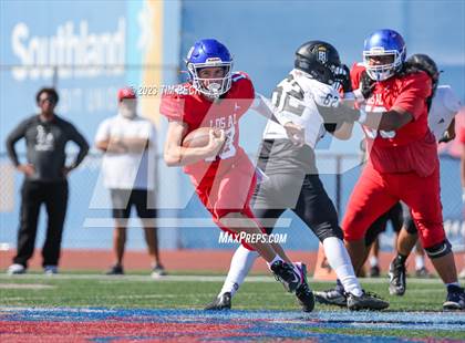 Thumbnail 2 in Servite @ Los Alamitos photogallery.
