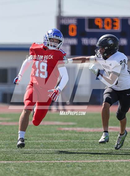 Thumbnail 1 in Servite @ Los Alamitos photogallery.