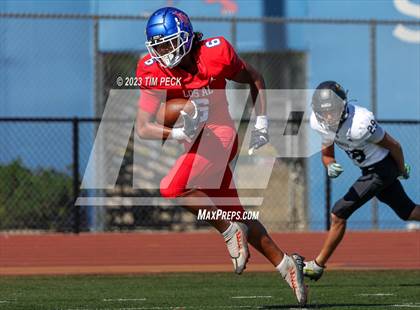 Thumbnail 2 in Servite @ Los Alamitos photogallery.