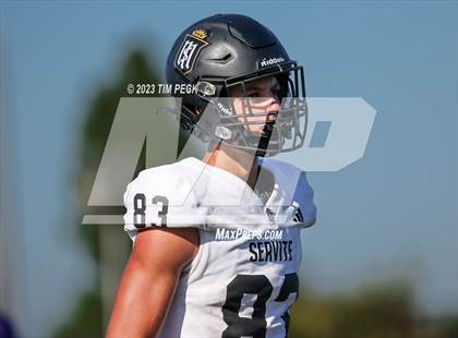 Thumbnail 1 in Servite @ Los Alamitos photogallery.