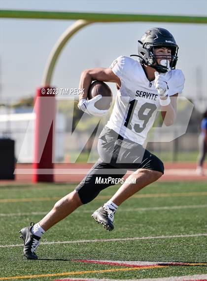 Thumbnail 1 in Servite @ Los Alamitos photogallery.