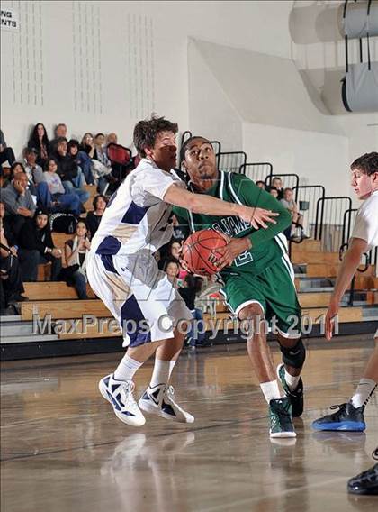 Thumbnail 1 in Aurora Central vs. Mullen (Rock Canyon Winter Shootout) photogallery.