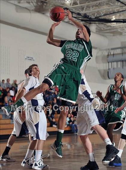 Thumbnail 3 in Aurora Central vs. Mullen (Rock Canyon Winter Shootout) photogallery.