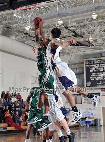 Thumbnail 1 in Aurora Central vs. Mullen (Rock Canyon Winter Shootout) photogallery.