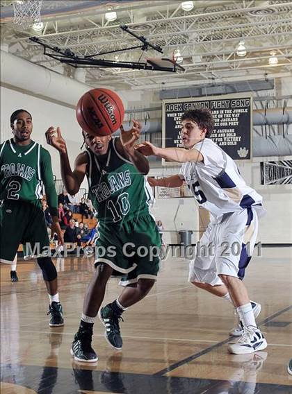 Thumbnail 2 in Aurora Central vs. Mullen (Rock Canyon Winter Shootout) photogallery.