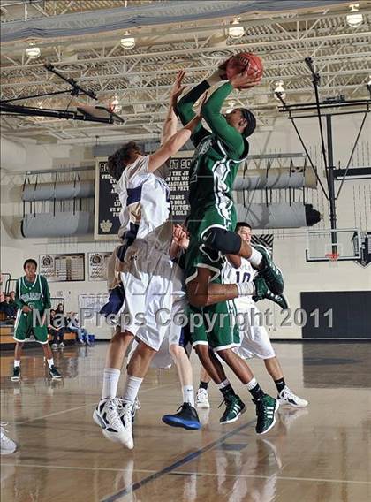 Thumbnail 3 in Aurora Central vs. Mullen (Rock Canyon Winter Shootout) photogallery.