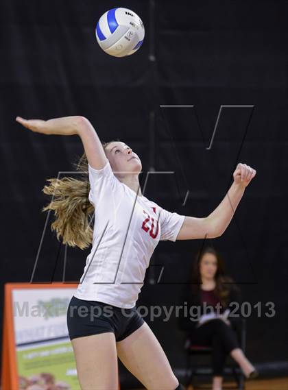 Thumbnail 2 in Wheatmore vs. Hendersonville (NCSHAA 2A Final) photogallery.