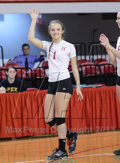 Thumbnail 2 in Wheatmore vs. Hendersonville (NCSHAA 2A Final) photogallery.