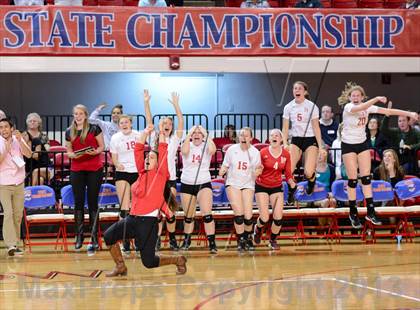 Thumbnail 2 in Wheatmore vs. Hendersonville (NCSHAA 2A Final) photogallery.