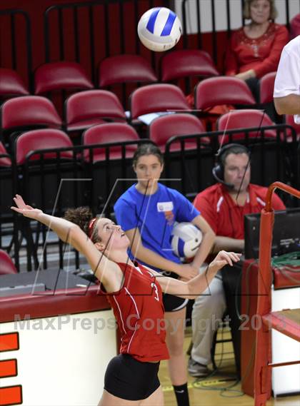 Thumbnail 2 in Wheatmore vs. Hendersonville (NCSHAA 2A Final) photogallery.