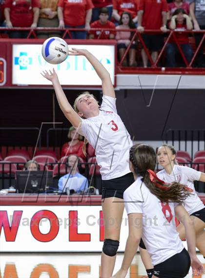 Thumbnail 2 in Wheatmore vs. Hendersonville (NCSHAA 2A Final) photogallery.