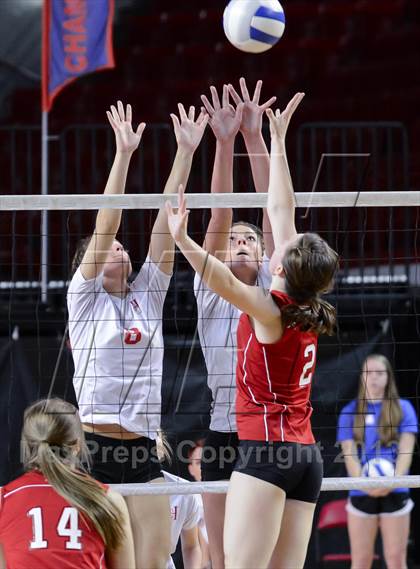 Thumbnail 2 in Wheatmore vs. Hendersonville (NCSHAA 2A Final) photogallery.