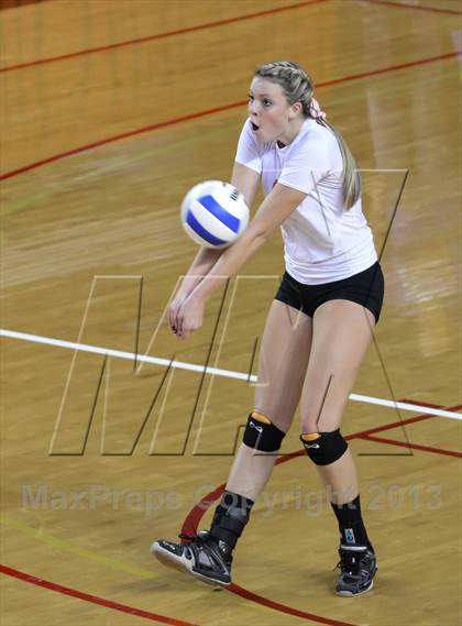 Thumbnail 1 in Wheatmore vs. Hendersonville (NCSHAA 2A Final) photogallery.