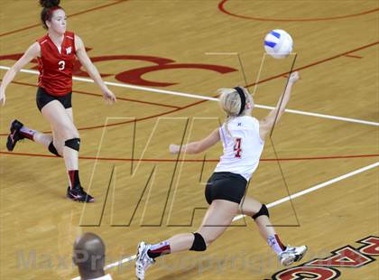 Thumbnail 2 in Wheatmore vs. Hendersonville (NCSHAA 2A Final) photogallery.
