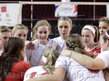 Thumbnail 2 in Wheatmore vs. Hendersonville (NCSHAA 2A Final) photogallery.