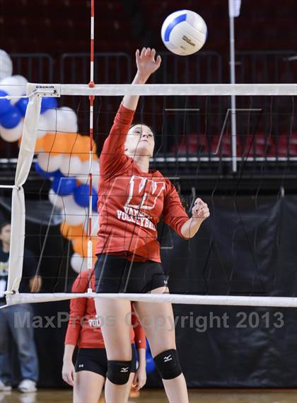 Thumbnail 2 in Wheatmore vs. Hendersonville (NCSHAA 2A Final) photogallery.