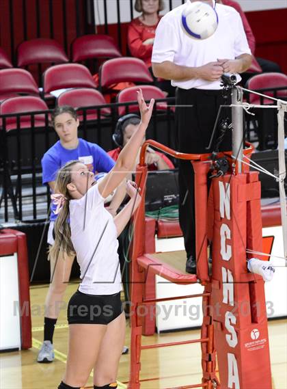 Thumbnail 2 in Wheatmore vs. Hendersonville (NCSHAA 2A Final) photogallery.