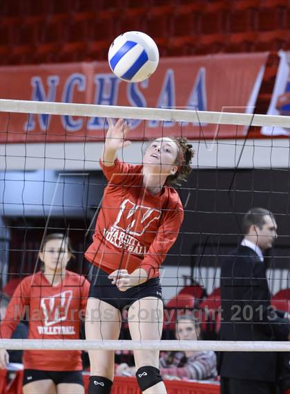 Thumbnail 2 in Wheatmore vs. Hendersonville (NCSHAA 2A Final) photogallery.