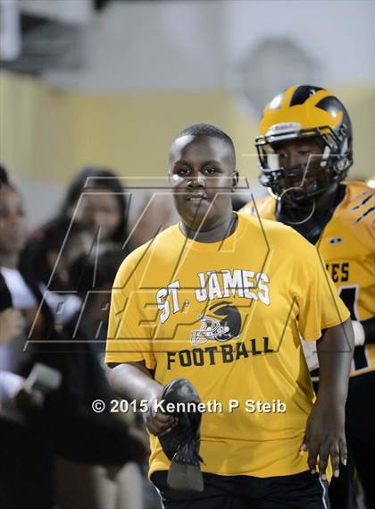 Thumbnail 2 in Northwest vs. St. James (LHSAA Class 3A Quarterfinal) photogallery.