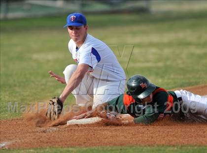 Thumbnail 2 in Naaman Forest vs Trinity Christian (Carrollton Diamond Classic) photogallery.