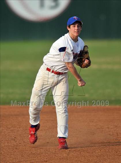 Thumbnail 2 in Naaman Forest vs Trinity Christian (Carrollton Diamond Classic) photogallery.