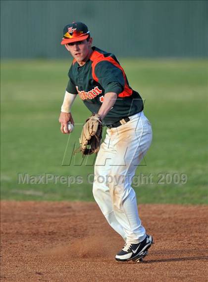 Thumbnail 2 in Naaman Forest vs Trinity Christian (Carrollton Diamond Classic) photogallery.