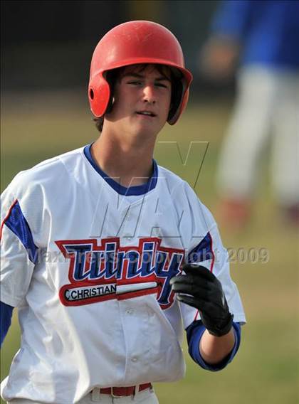 Thumbnail 1 in Naaman Forest vs Trinity Christian (Carrollton Diamond Classic) photogallery.