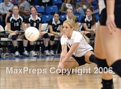 Thumbnail 3 in Archbishop Mitty vs. Mira Costa (State D2 Final) photogallery.