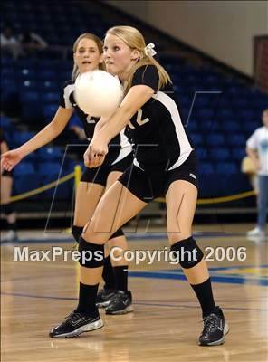 Thumbnail 1 in Archbishop Mitty vs. Mira Costa (State D2 Final) photogallery.