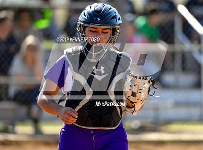 Thumbnail 3 in Warren vs O'Connor photogallery.