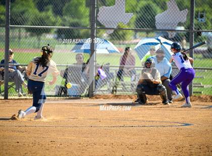 Thumbnail 1 in Warren vs O'Connor photogallery.