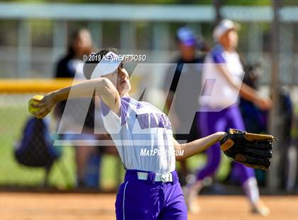 Thumbnail 1 in Warren vs O'Connor photogallery.